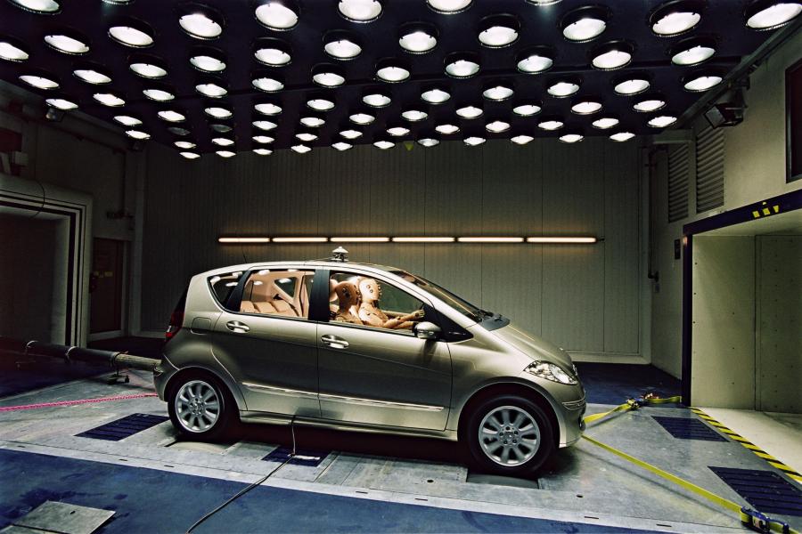  Mercedes-Benz A-Class 5-Door 2004 года  (фото 31 из 344)
